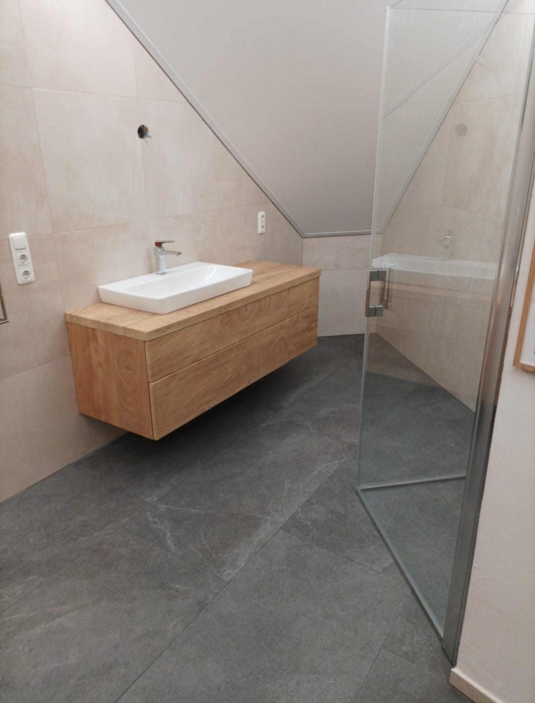 Sanitärinstallation im Badezimmer